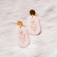 Load image into Gallery viewer, Birth Flower Earrings