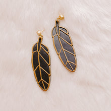 Load image into Gallery viewer, Feather Earrings
